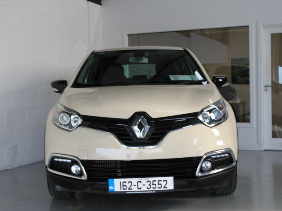 2016 Renault Captur - image 2