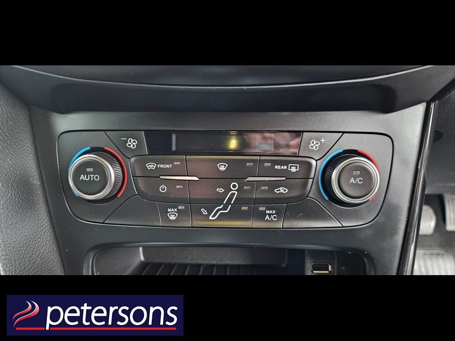 2017 Ford Focus 1.0 TITANIUM ECOBOOST 125PS 5DR €11,950