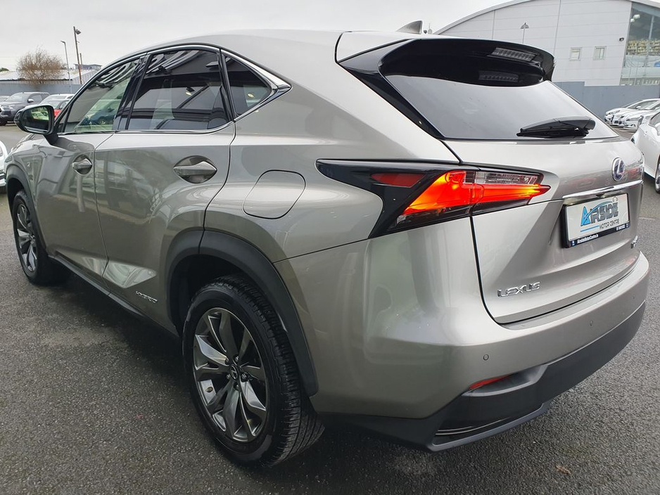 2016 Lexus NX 300 h F-SPORT * HALF LEATHER * 2.5 SELF CHARGING HYBRID