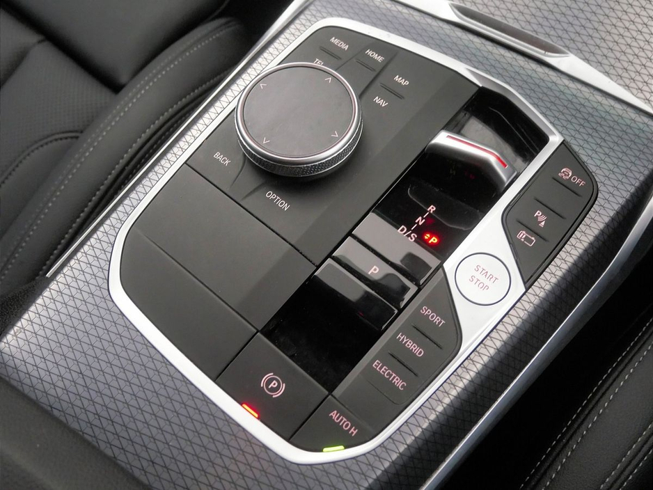 2025 BMW 3 Series 330e M Sport Touring €56,900