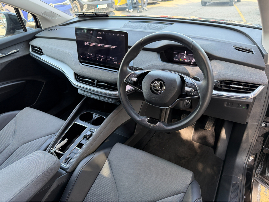 2023 Skoda Enyaq - image 14