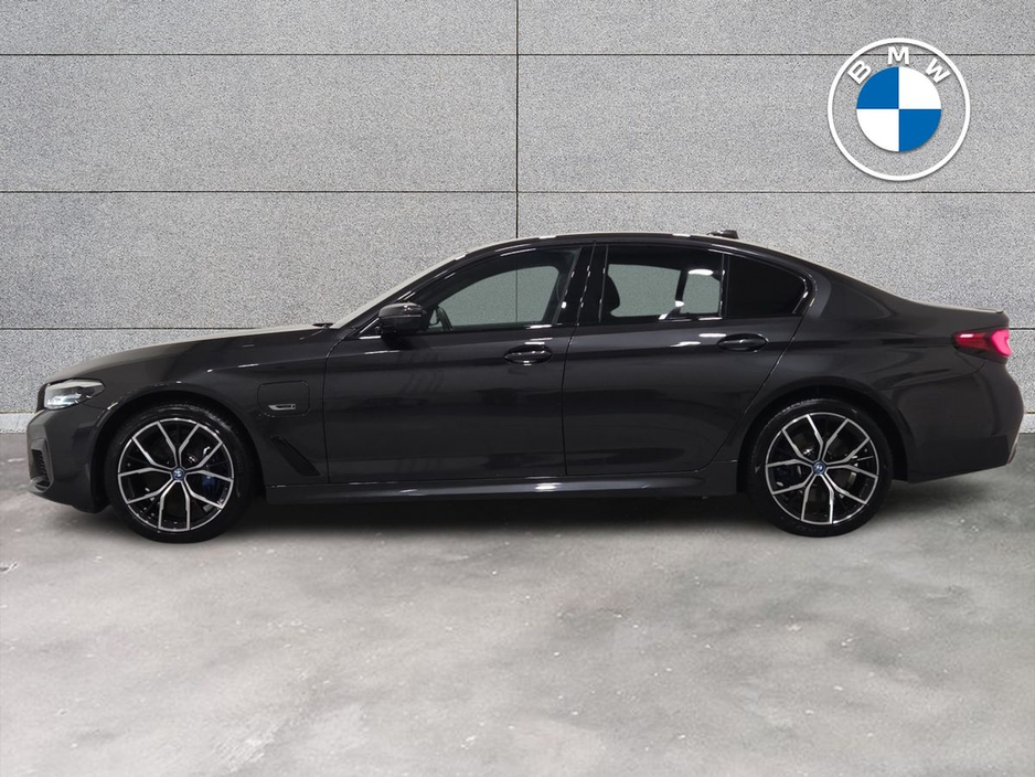 2022 BMW 5 Series 530e xDrive M Sport Saloon €44,950