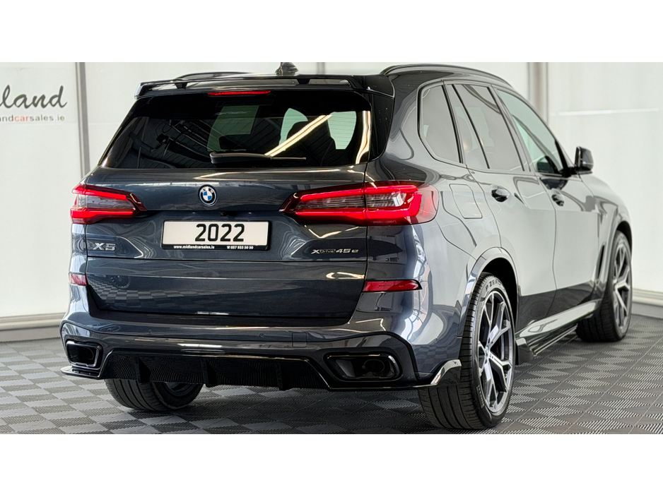 2022 BMW X5 - image 15