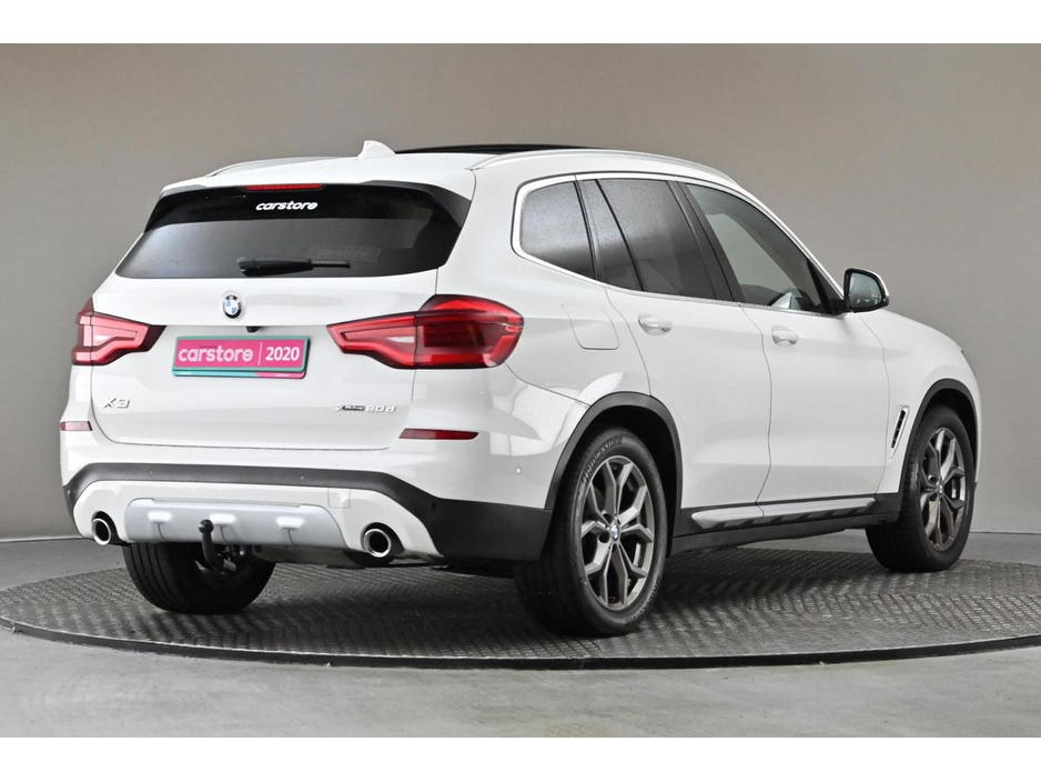 2020 BMW X3 - image 9