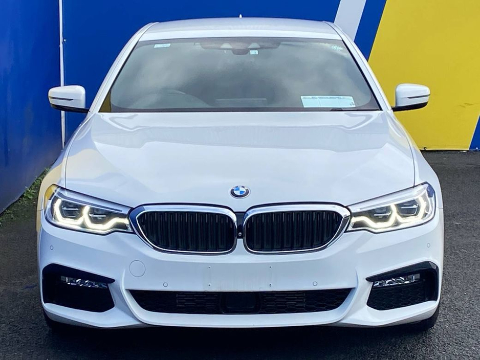 2018 BMW 5 Series 523d M-SPORT 2.0 AUTO // POWERED HALF ALCANTARA M-SPORT SEATS // 360 DEGREE REVERS CAMERA // DIGITAL CLUSTER €26,900