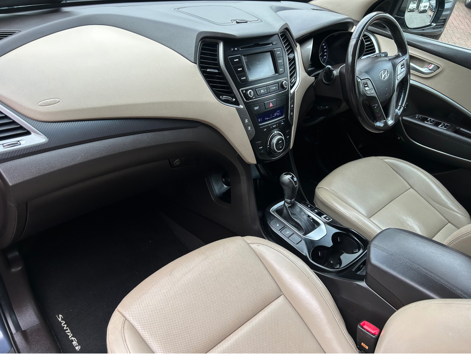 2018 Hyundai Santa Fe - image 22