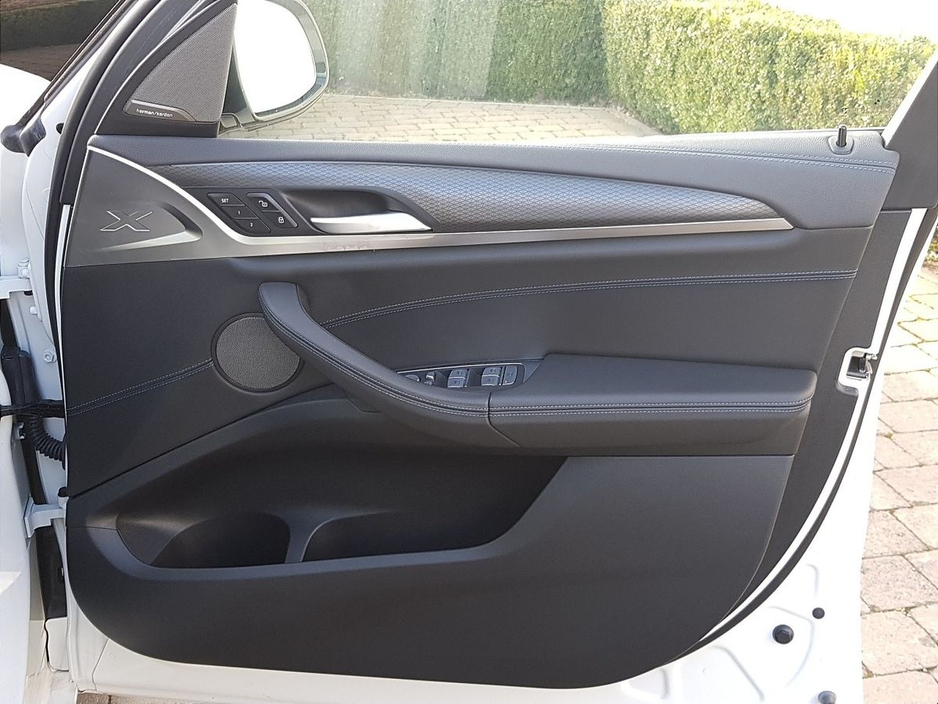 2023 BMW iX3 - image 21