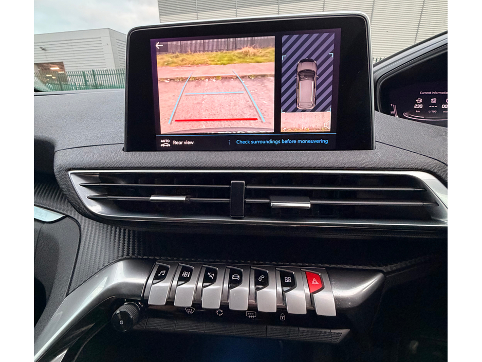 2021 Peugeot 3008 - image 15