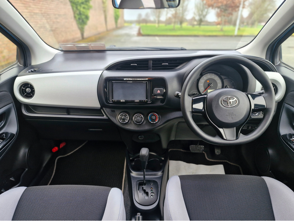 2015 Toyota Vitz LOW KMS AUTOMATIC €9,950