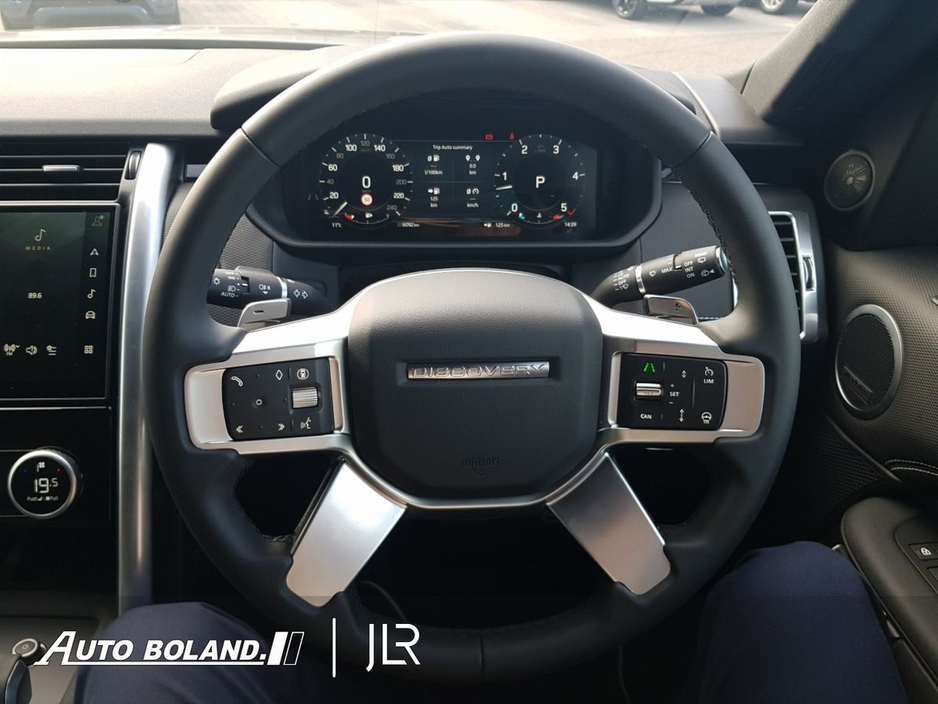 2025 Land Rover Discovery - image 12