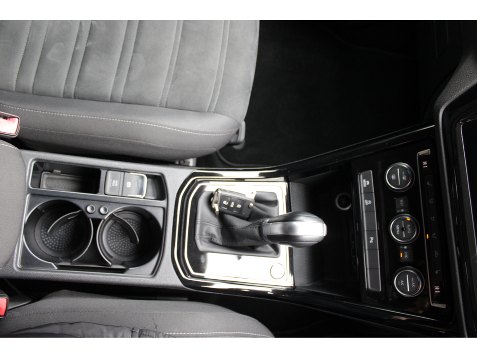 2019 Volkswagen Touran 2.0TDI 150BHP HIGHLINE 7 SEATER 5DR MPV AUTO // 1 OWNER WITH ONLY 99, 000 KM'S // BUY WITH CONFIDENCE AA AND SIMI APPROVED DEALER 2026 // FINANCE ARRANGED // ALL TRADE INS WELCOME // €23,950