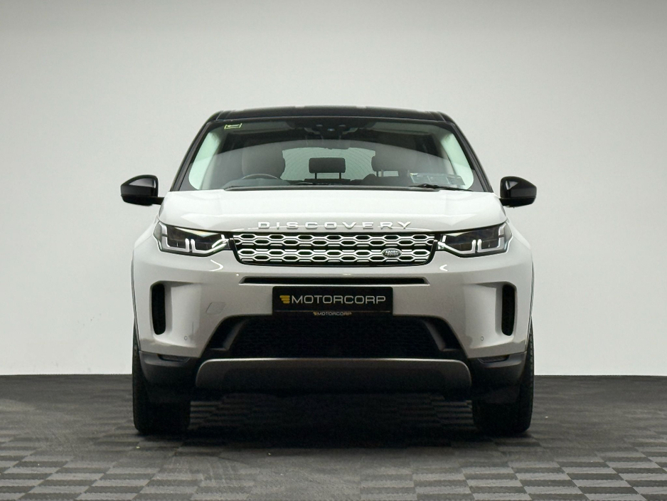 2020 Land Rover Discovery Sport - image 2