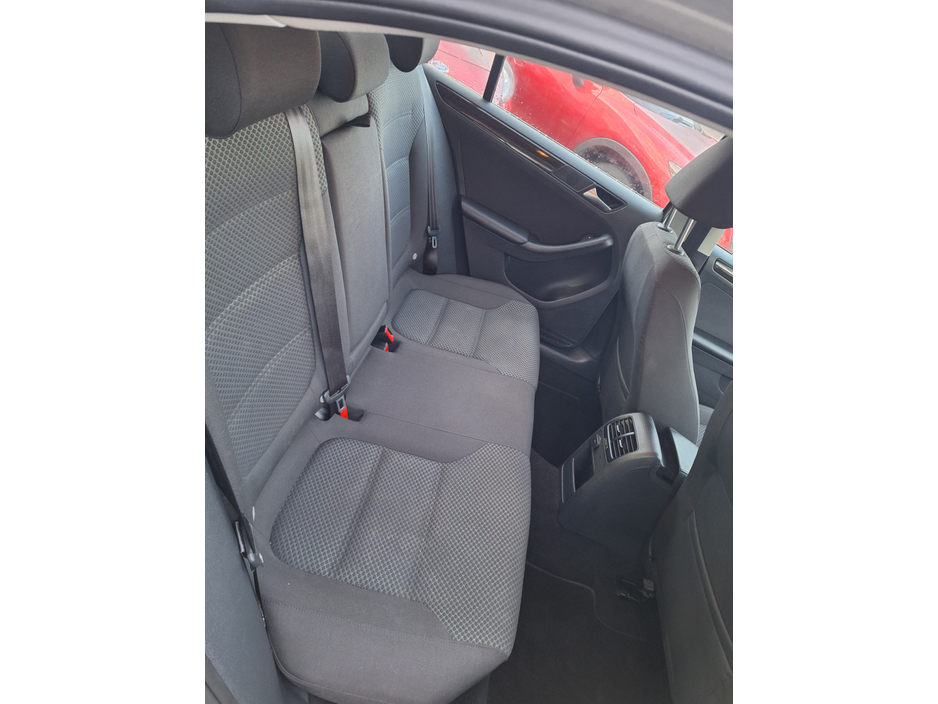 2015 Volkswagen Jetta CL 2.0 TDI MANUAL 5SPEED 110HP 4DR €9,995