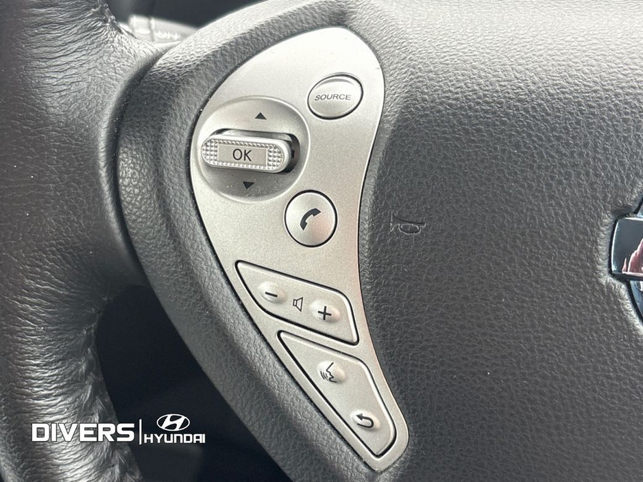 2017 Nissan Leaf - image 20