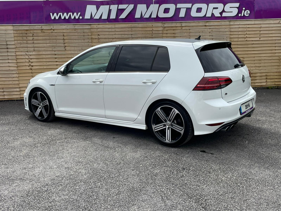 2016 Volkswagen Golf 2.0 TSI 3DR DSG 300HP 4MOTION R €26,500