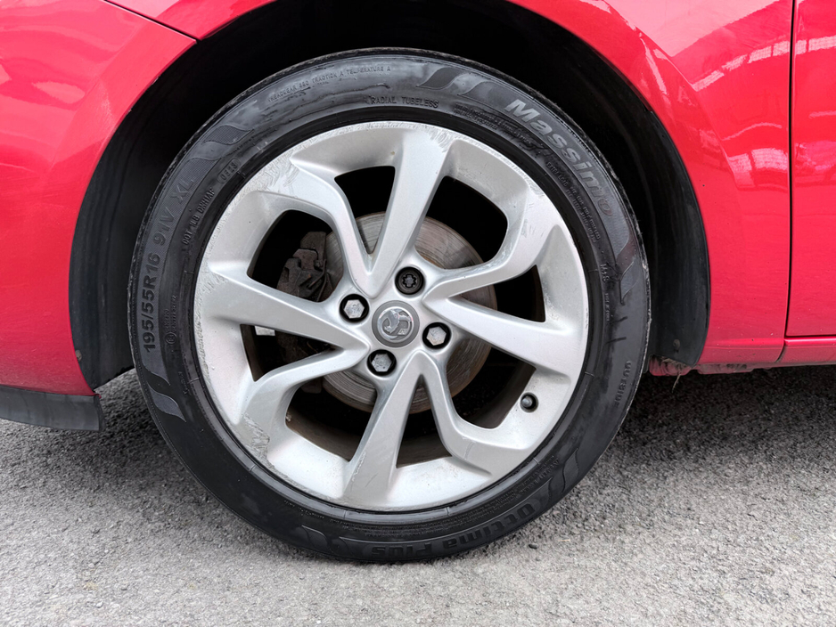 2017 Vauxhall Corsa - image 15