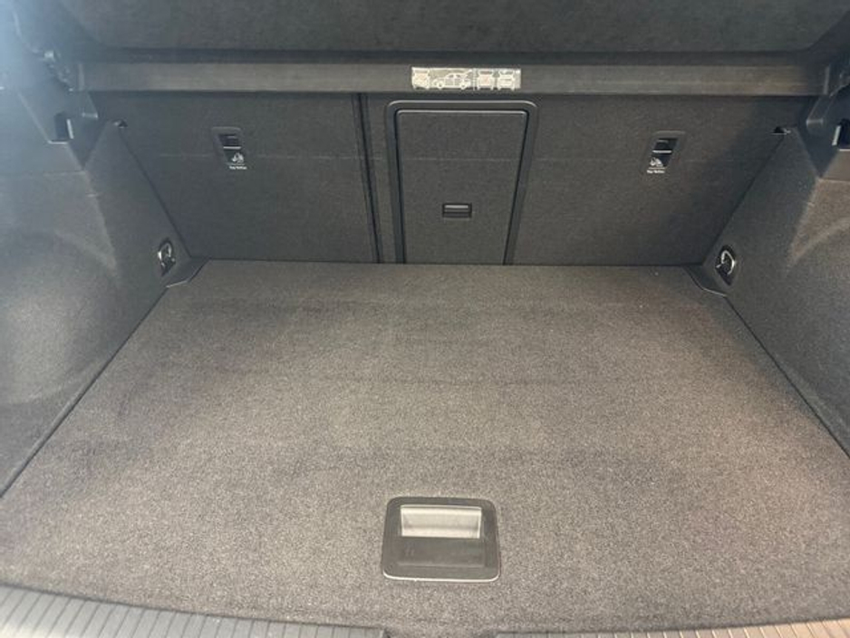 2021 Volkswagen T-Roc - image 18