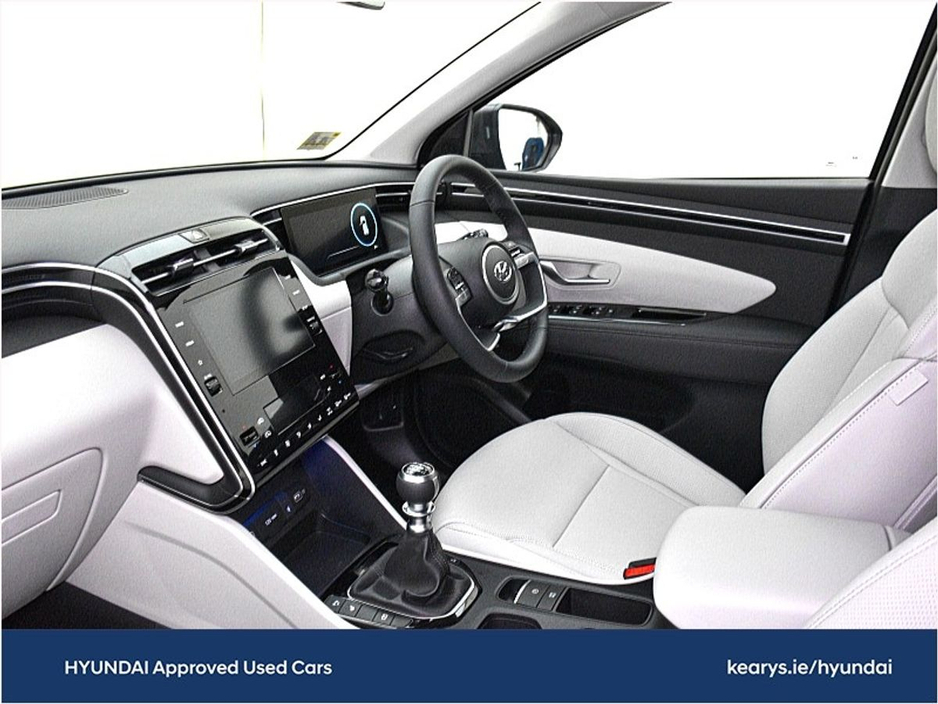 2022 Hyundai Tucson - image 5