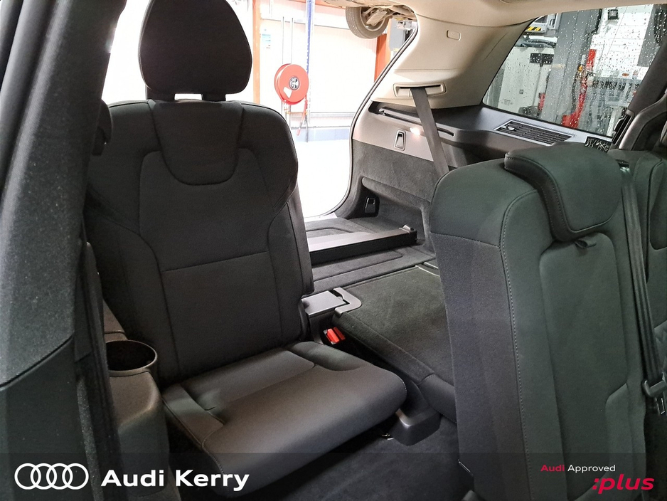 2025 Volvo XC90 - image 28