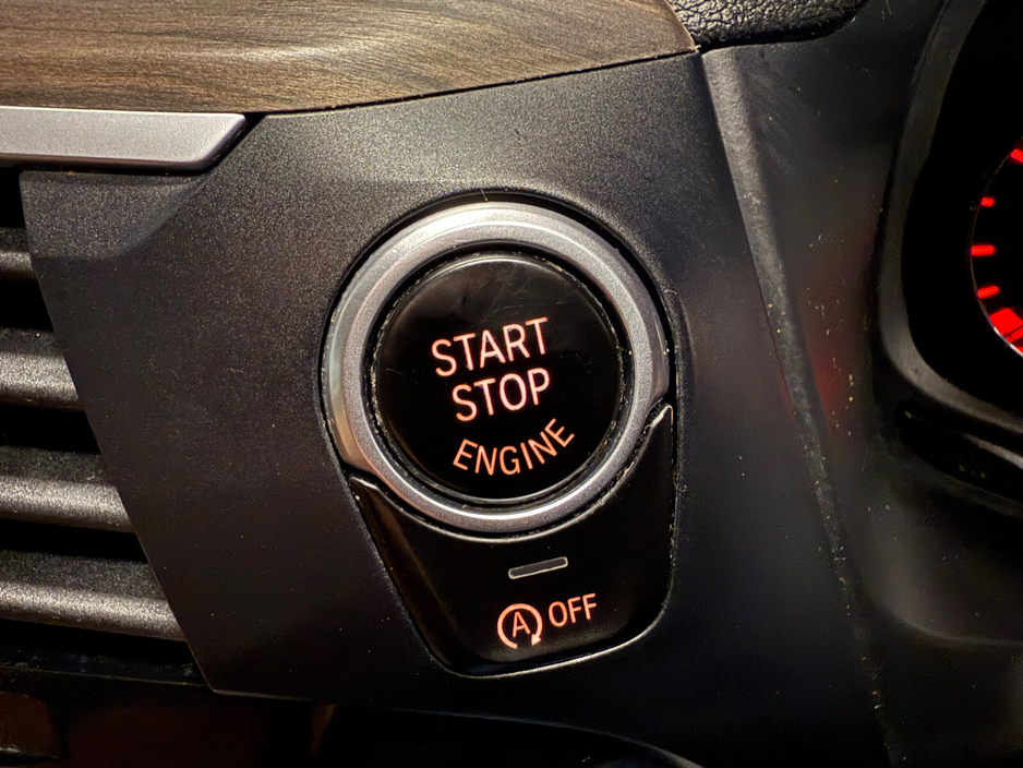 2018 BMW X3 - image 17