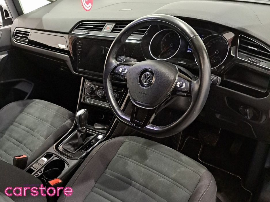 2018 Volkswagen Touran - image 15