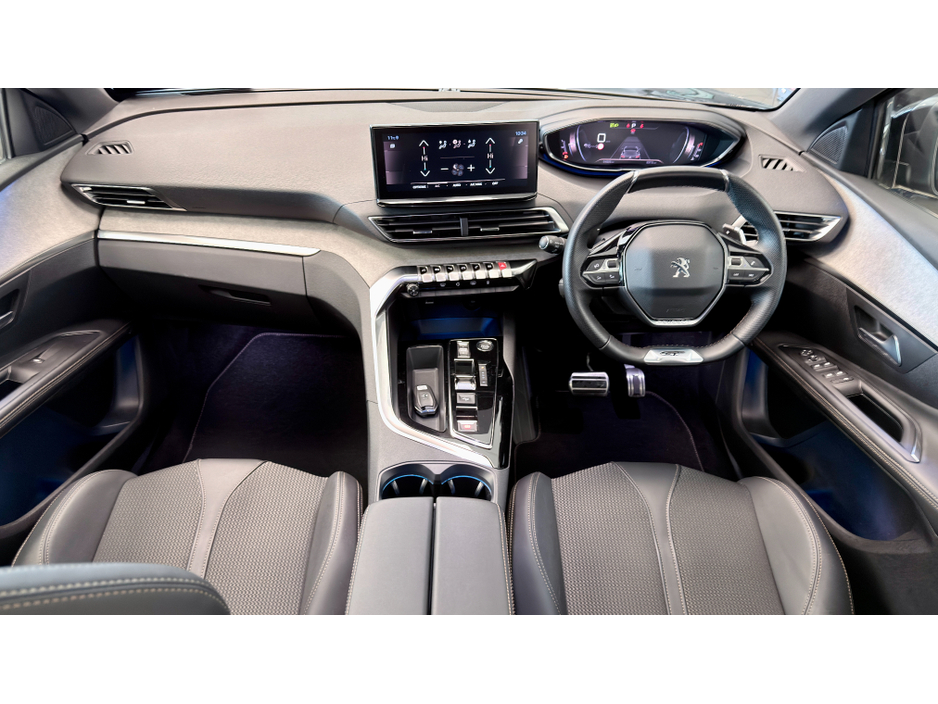 2024 Peugeot 5008 - image 14