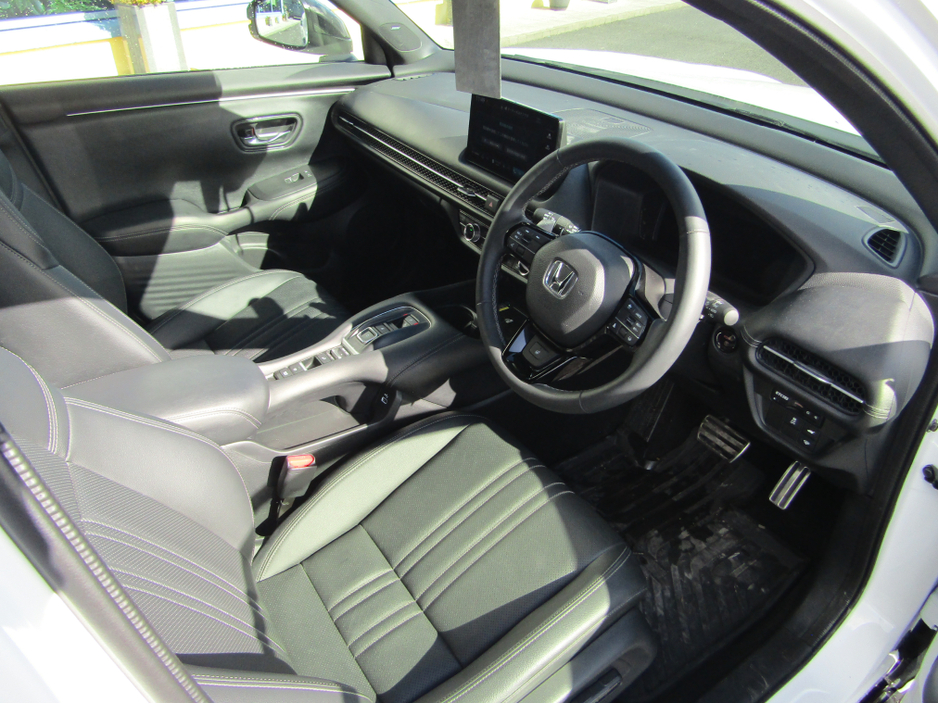 2024 Honda ZR-V - image 10