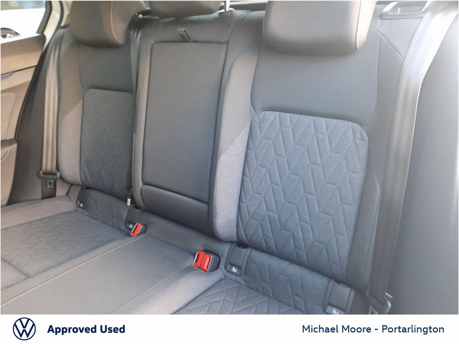 2025 Volkswagen Golf - image 13