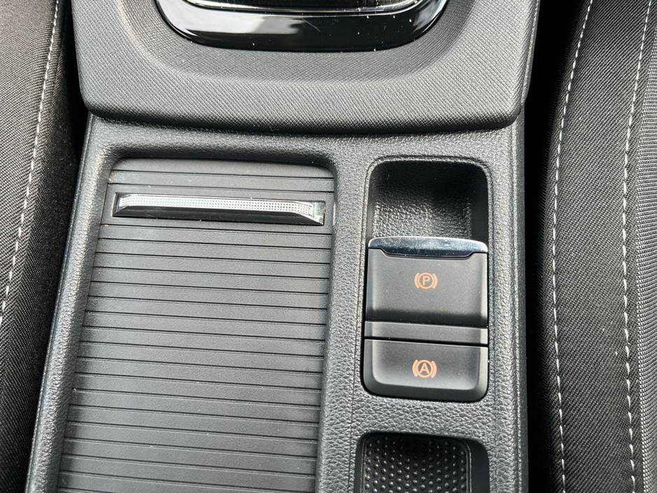 2024 Skoda Octavia - image 19