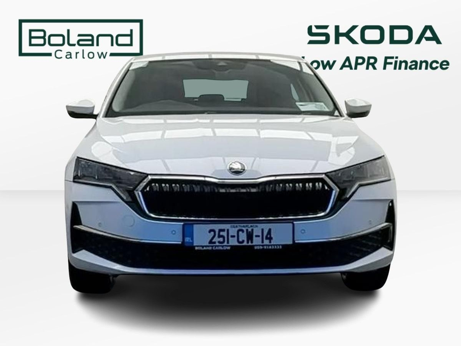 2025 Skoda Octavia - image 7
