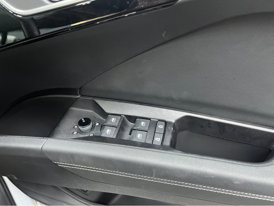 2024 Audi Q4 e-tron €39950! 2024 AUDI Q4 E-TRON SPORTBACK ELECTRIC AUTOMATIC / CRUISE CONTROL / 360° PARKING CAMERA / HEATED SEATS / APPLE CARPLAY / PADDLE SHIFTERS / AMBIENT LIGHTS €39,950