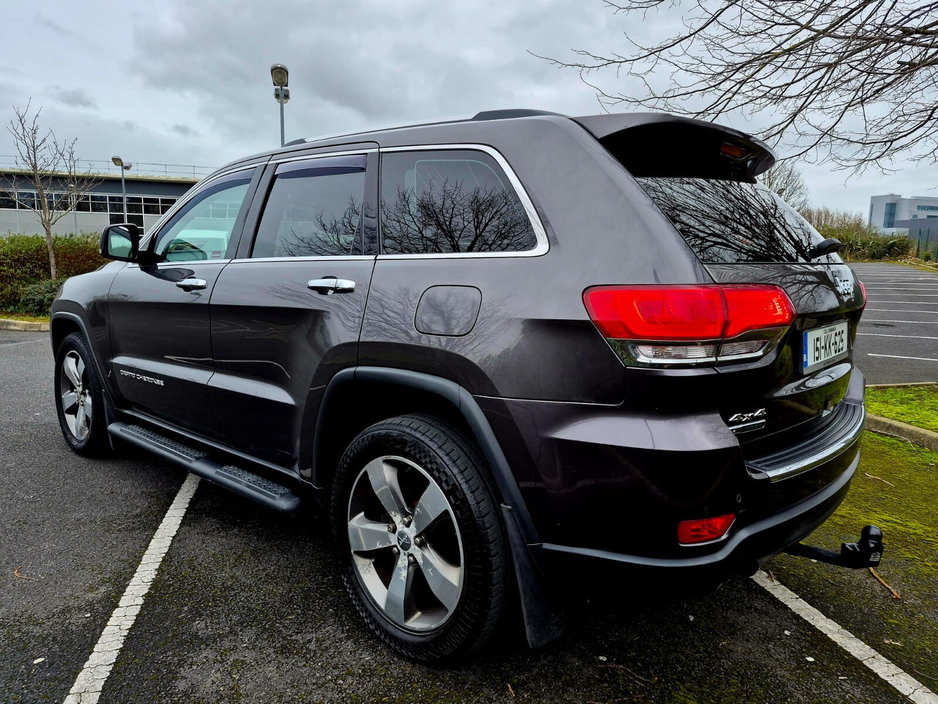2015 Jeep Cherokee  €12,999