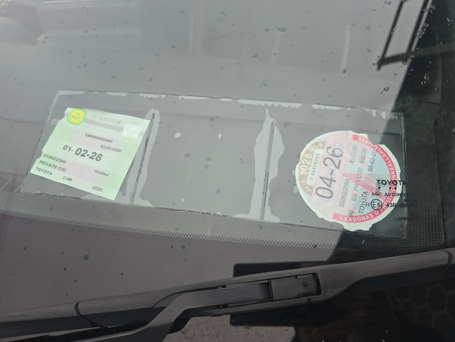 2020 Toyota C-HR - image 12