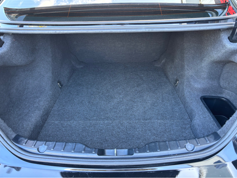 2016 BMW 5 Series - image 22