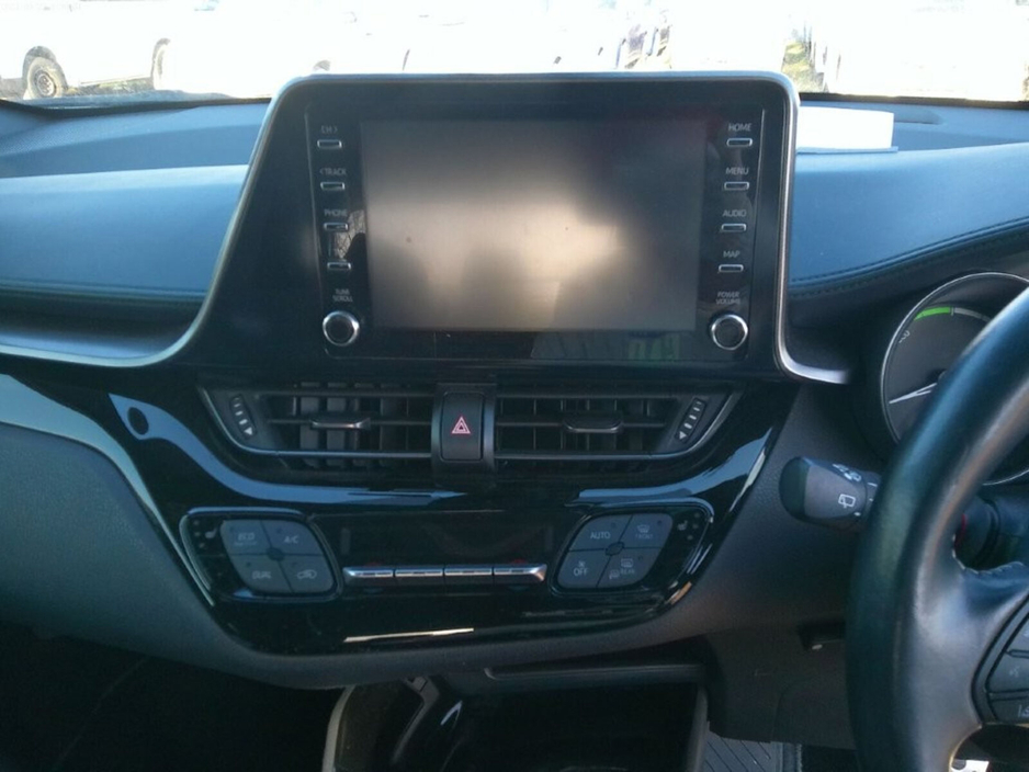 2019 Toyota C-HR - image 14