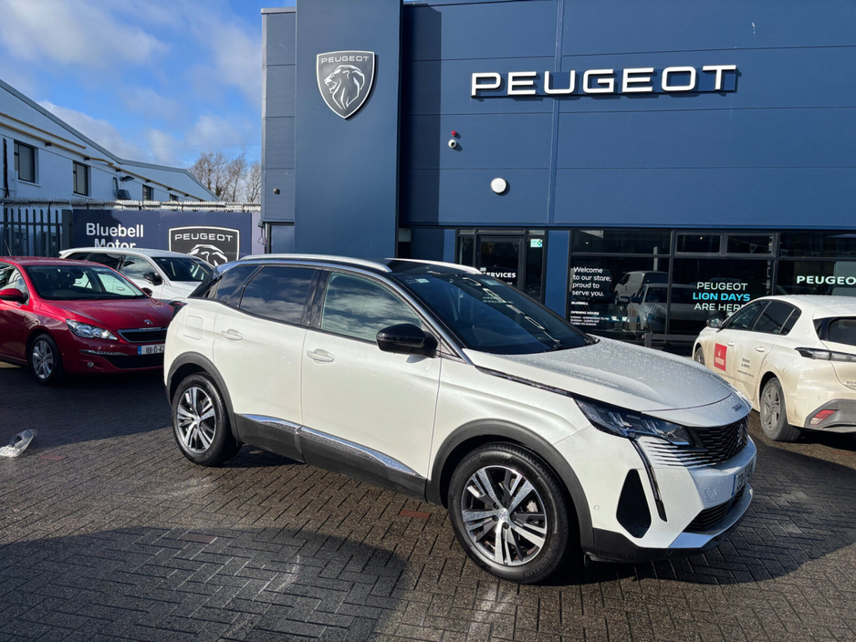 2023 Peugeot 3008 1.2 PureTech 130bhp Auto 6.4 Allure €31,950