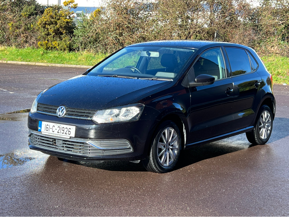 2016 Volkswagen Polo 1.2 TSI Automatic DSG high spec €13,495
