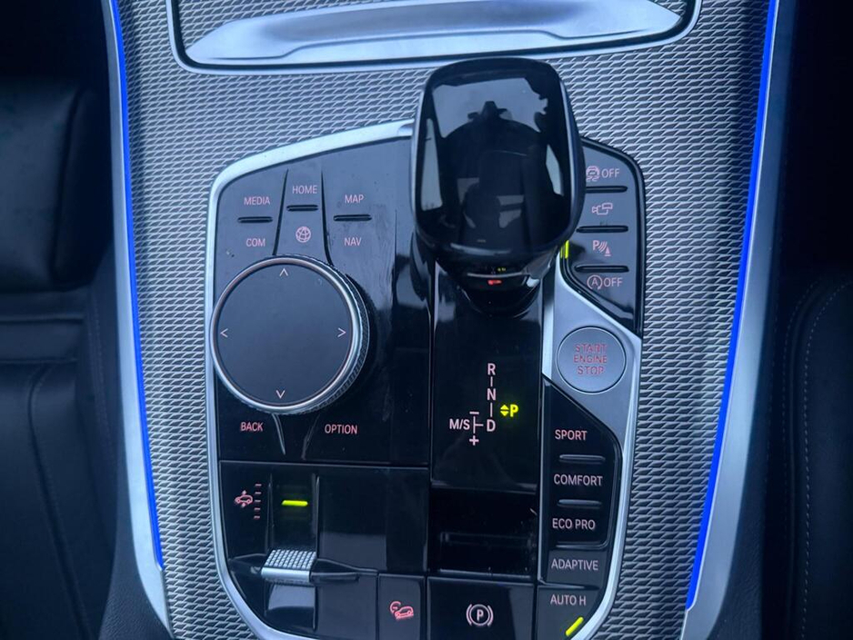 2021 BMW X5 - image 6