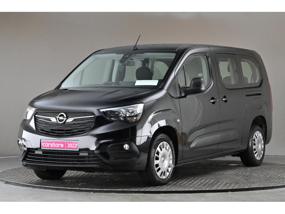 2022 Opel Combo - image 3