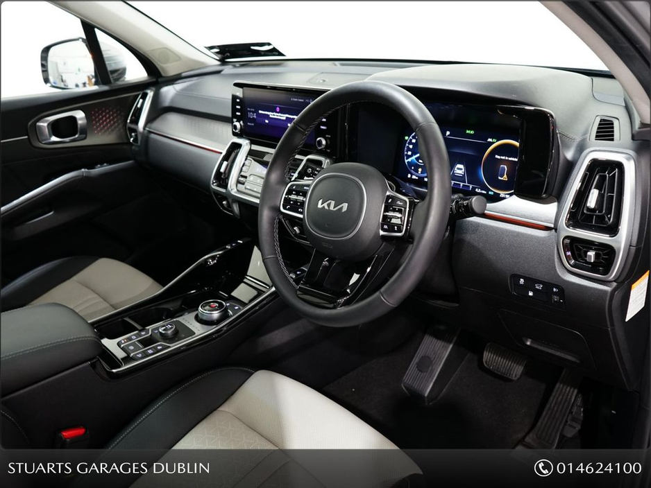 2024 Kia Sorento - image 21