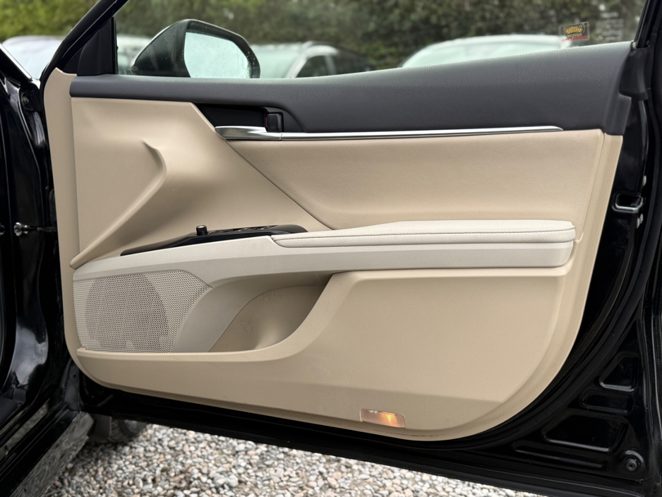 2021 Toyota Camry - image 16