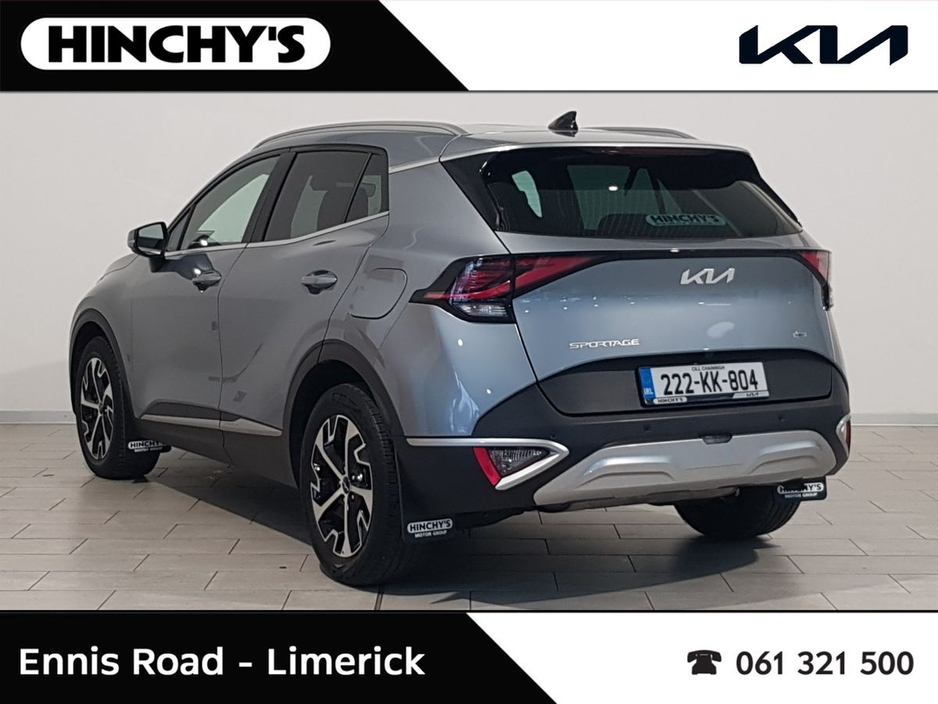 2022 Kia Sportage - image 3