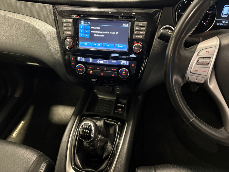 2016 Nissan X-Trail 4x4  TEKNA 4WD - LEATHER €10,950