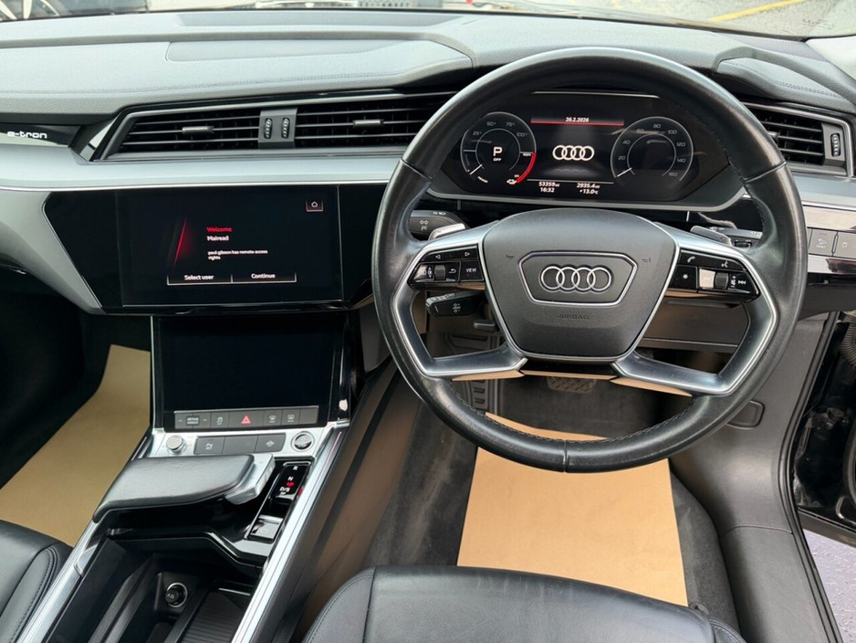 2022 Audi e-tron - image 15