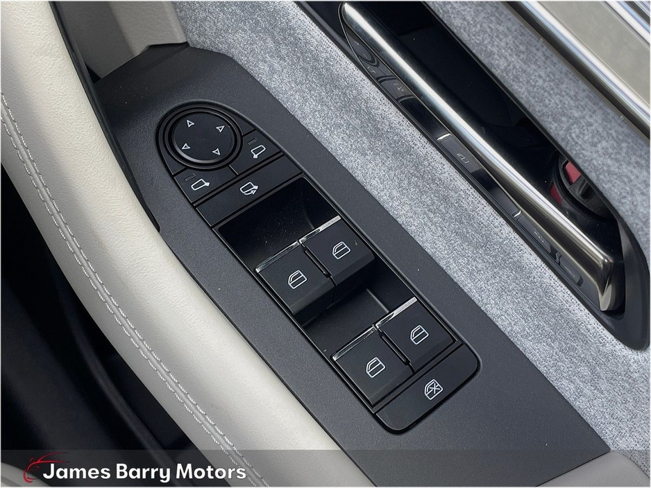 2025 Mazda CX-60 - image 18