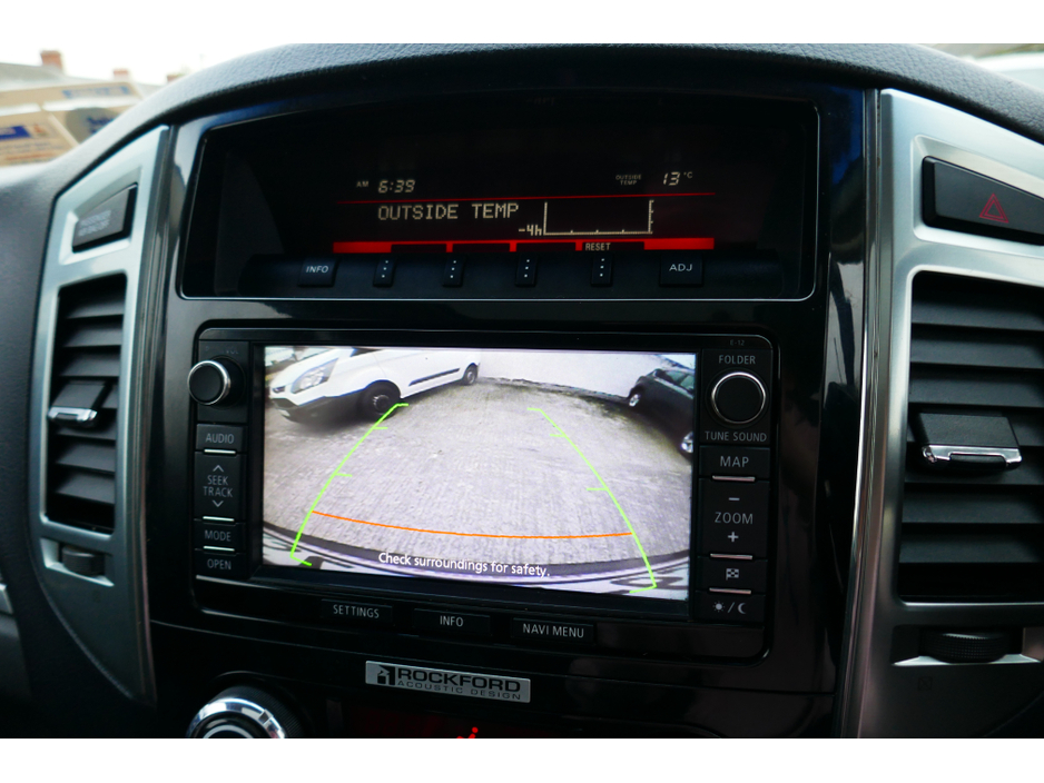 2015 Mitsubishi Pajero LWB N1 5-ST AT N 4DR A AUTO €22,000