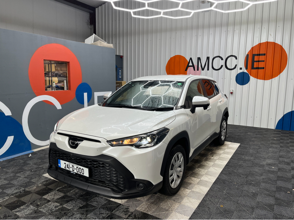 2024 Toyota Corolla Cross - image 5