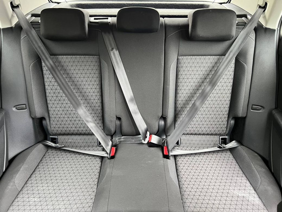 2023 Volkswagen T-Cross - image 12