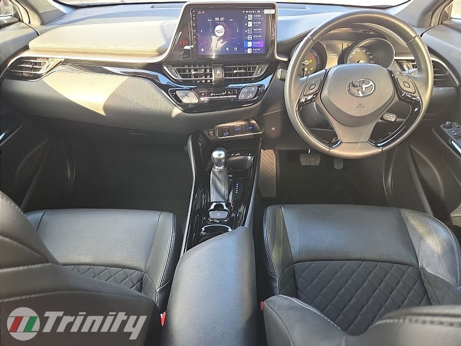 2020 Toyota C-HR - image 2