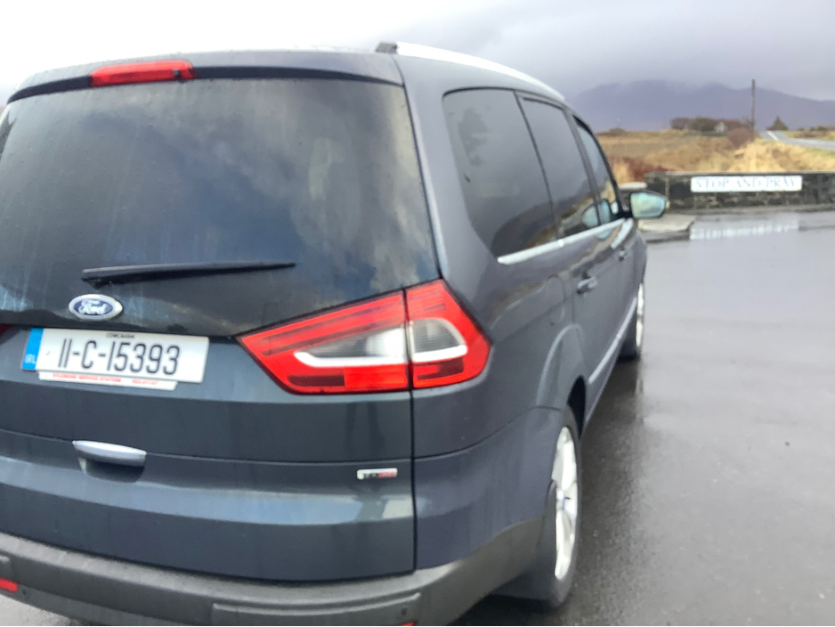 2011 Ford Galaxy - image 19